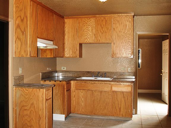 5th image of 533 S Woodrow Ave