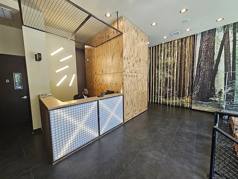 301 Sullivan Pl #F2 — Photo 33