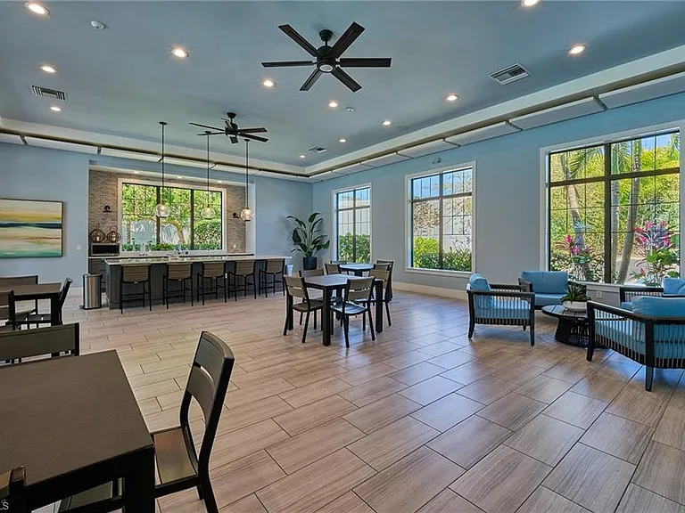 2626 Seychelles Cir #1404 — Photo 37
