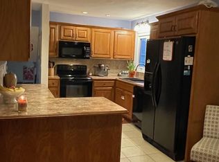 2800 SW James St, Topeka, KS 66614