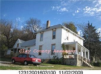 2nd image of 418 E Broadway St