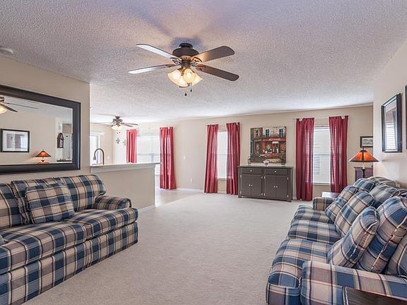 5th image of 825 Clifton Hills St