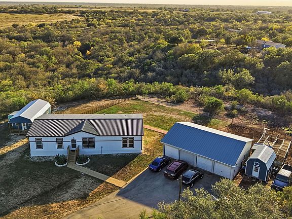 2nd image of 639 COUNTY ROAD 4614