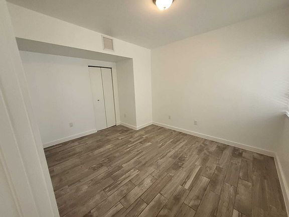 2nd image of 551 Michigan Ave #113-1