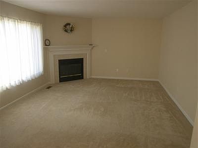 4th image of 1701 Dalton Dr