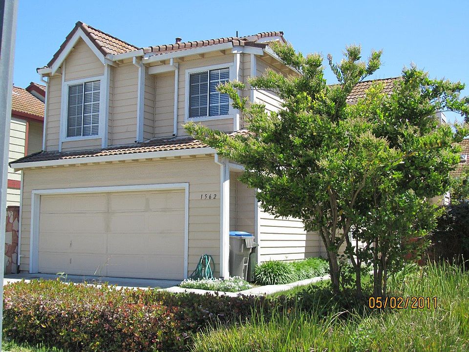 1st image of 1562 Valley Crest Dr