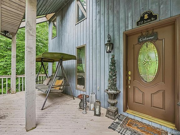 2nd image of 237 Jacobs Road