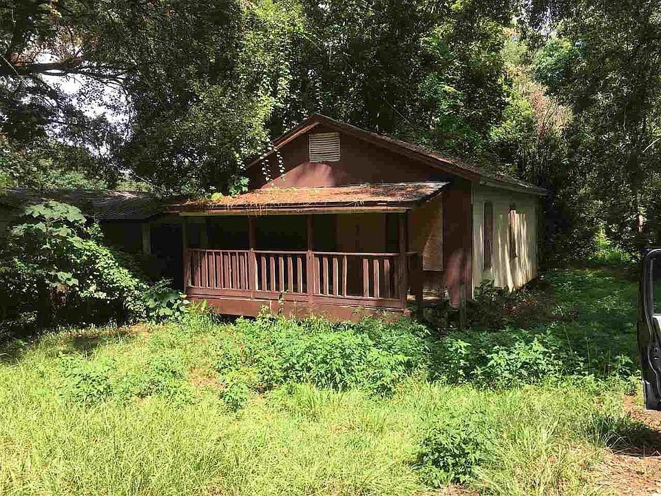 2nd image of 1019 Preston Ct
