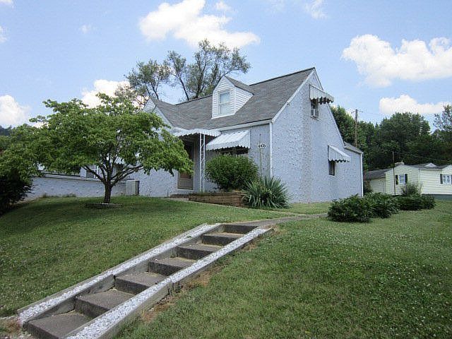 1st image of 4416 Woodland Ave