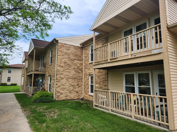 429 Pine St #5, Sauk City, WI 53583