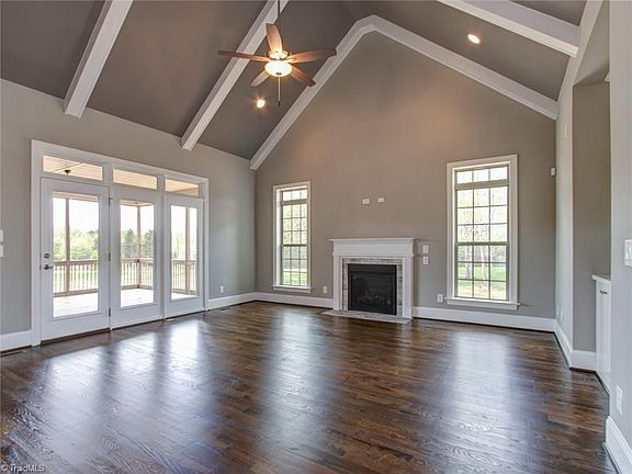 4th image of 7902 Carra Way