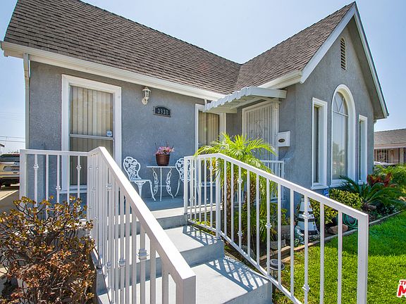2nd image of 3938 W 58th Pl