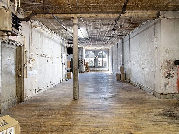 5th image of 34 Walker St
