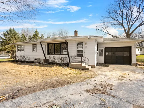 148 Park St, Markesan, WI 53946
