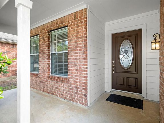 3rd image of 11930 Sonora Springs Dr