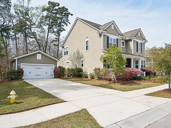 2nd image of 2695 Rutherford Way