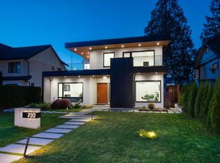 732 E 11th St, North Vancouver, BC V7L2H8