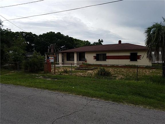 4th image of 223 Marham Ave