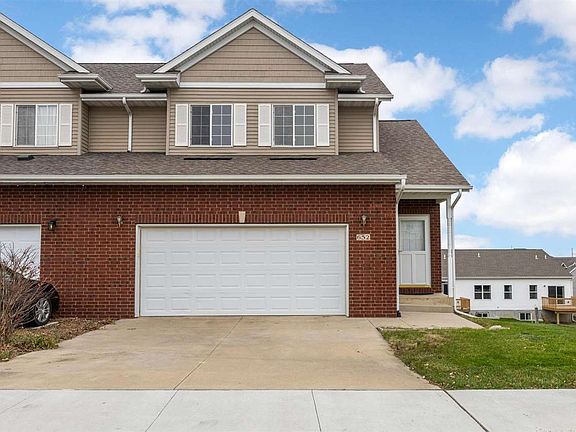 3rd image of 652 Croell Ave