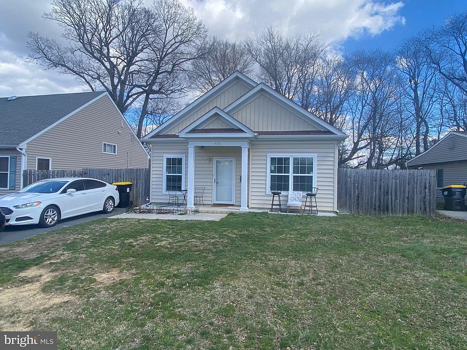 1st image of 435 Carver Dr