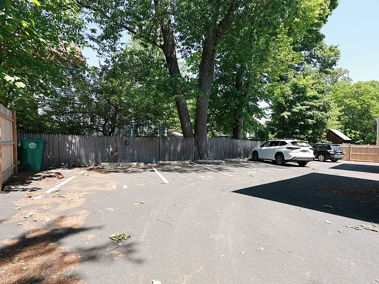 37 George St #37 — Photo 16