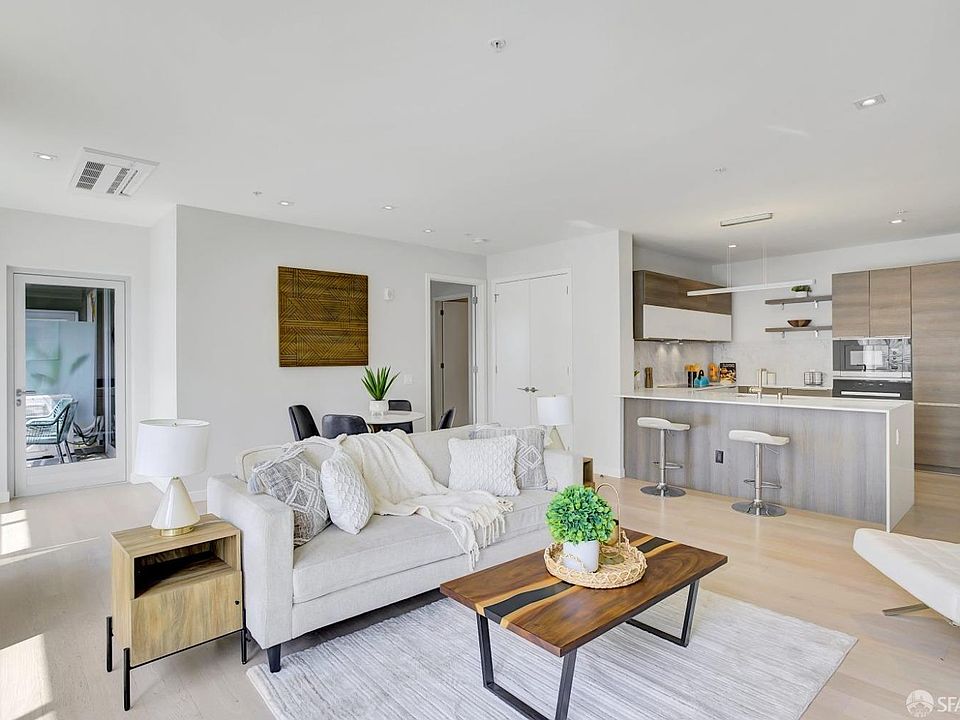 1st image of 3590 20th St APT 303