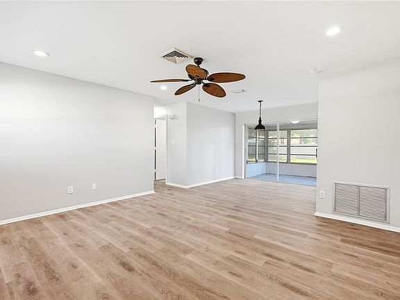 3rd image of 2437 RUTLAND LANE