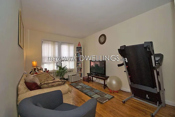 Rented by New York Dwellings LLC | media 6