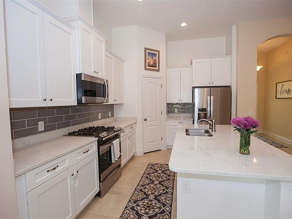 3rd image of 6031 Dahoon Dr
