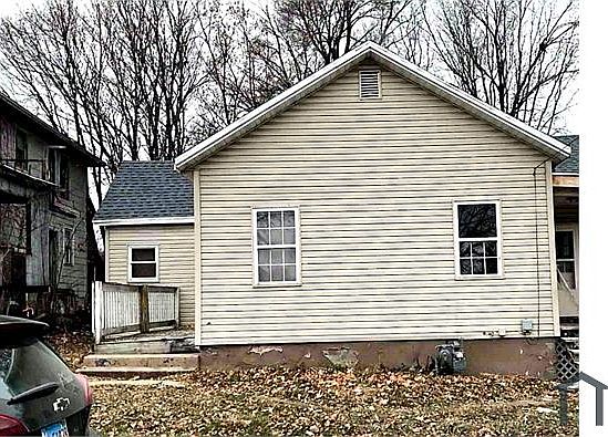 1st image of 458 S Float Ave #1