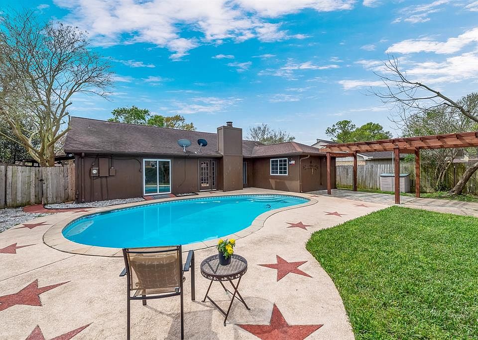 1st image of 7306 Carvel Cir