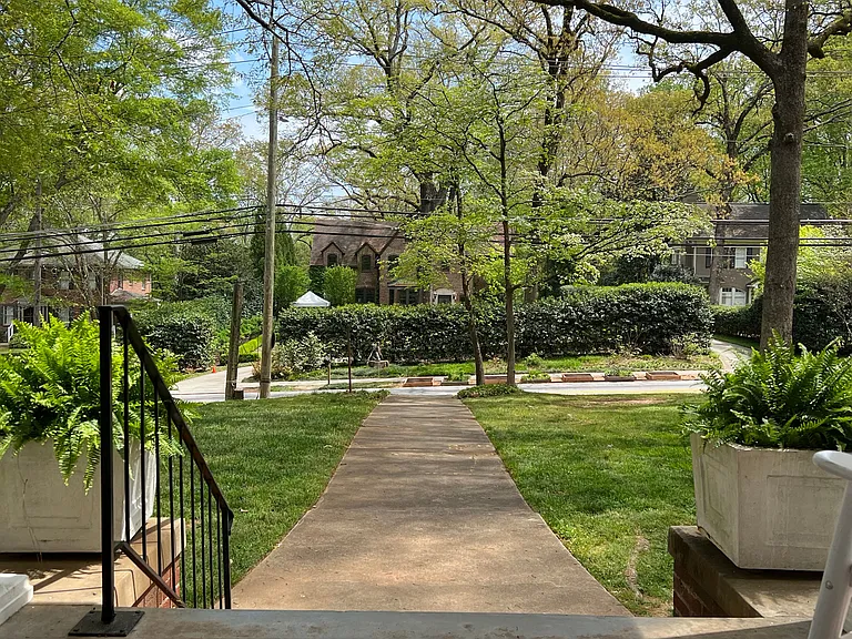 Amazing community of neighbors in Historic Druid Hills/Morningside/Emory Village