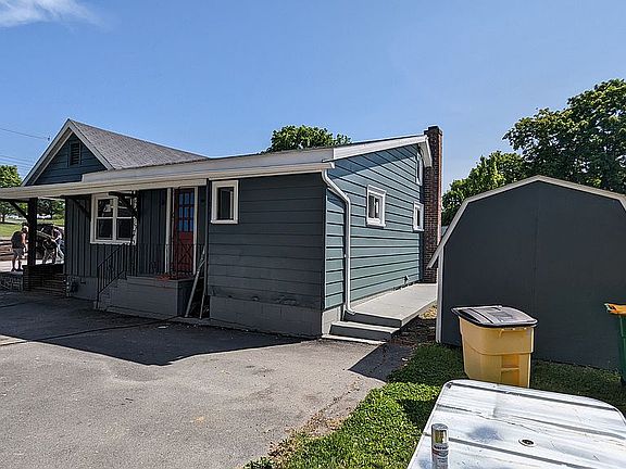 3rd image of 561 Stouffer Ave