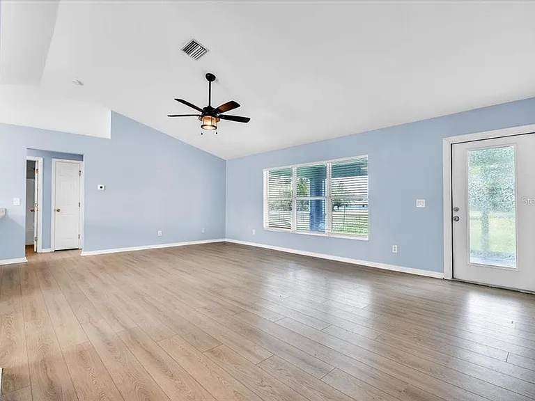 1708 Blue Lake Cir — Photo 3