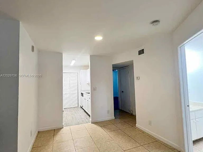 8719 NW 39th St #8719 — Photo 6