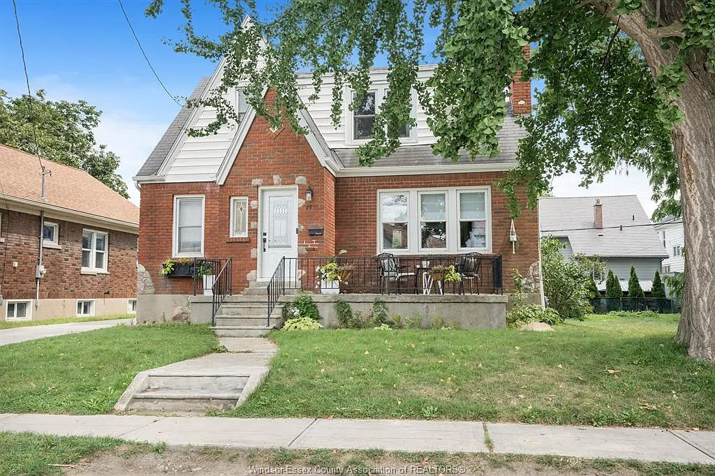 5 bed, 1.5 bath, $2,200 — Photo 2