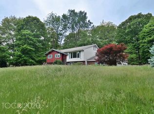 9 Adams Rd, Saddle River, NJ 07458