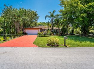 8620 SW 181st St, Palmetto Bay, FL 33157