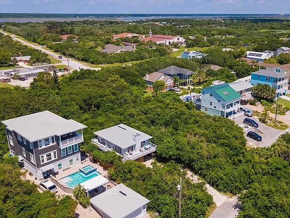 3rd image of 5307 Pelican Way