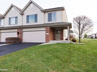 8259 W Auburn Ln, Frankfort, IL 60423