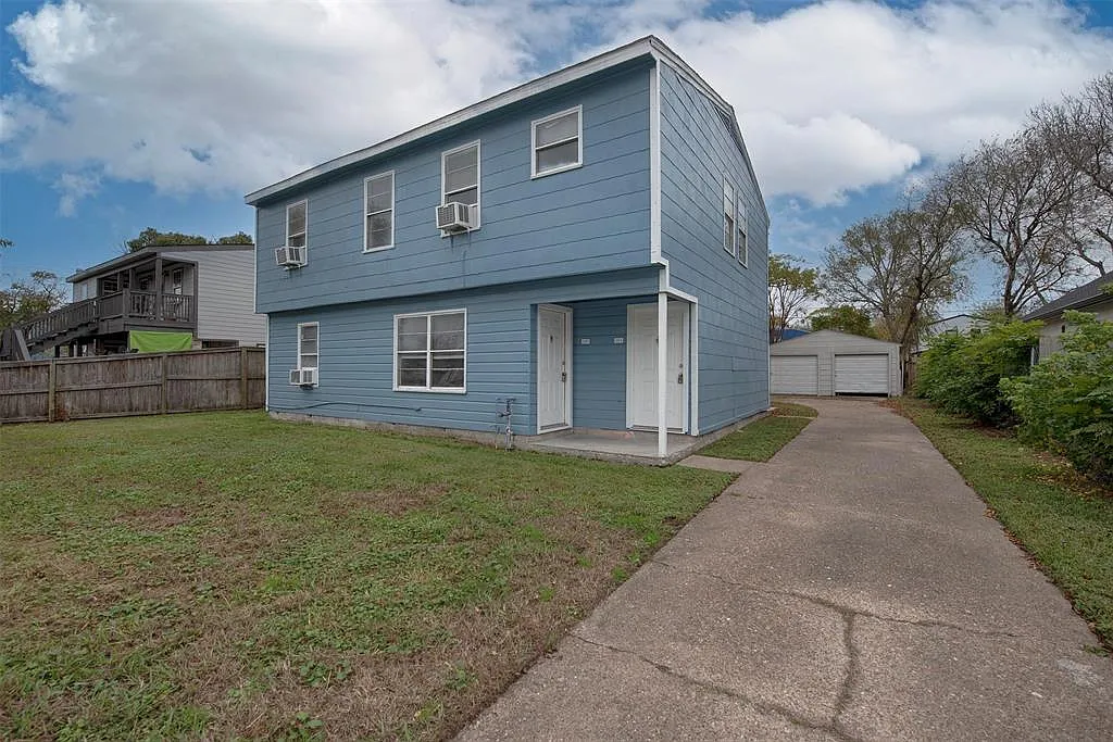 Building Photo - 1211 1st Ave N