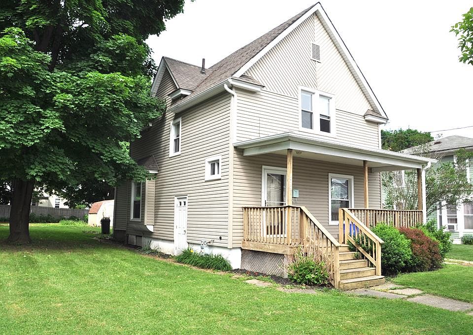 1st image of 1053 Lincoln St
