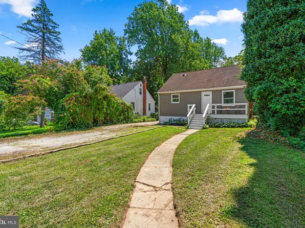 1827 Clearwood Rd, Parkville, MD 21234