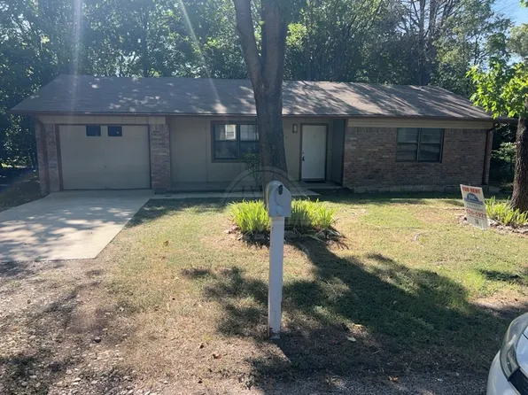 304 N 6th St, Nolanville, TX 76559