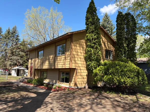 8001 Aldrich Ave N, Brooklyn Park, MN 55444