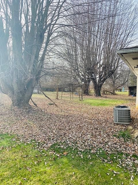 2nd image of 2209 Koebel Rd