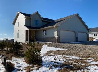 1163 Ellys Way, Slinger, WI 53086