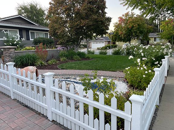5th image of 5319 Lenora Ave