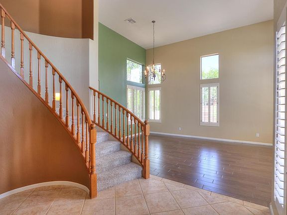 Entry_Foyer-01