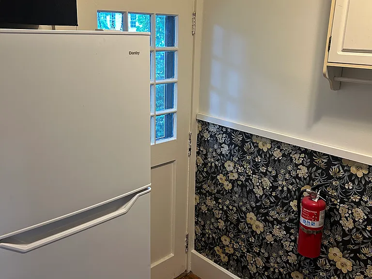 73 Court St — Photo 12